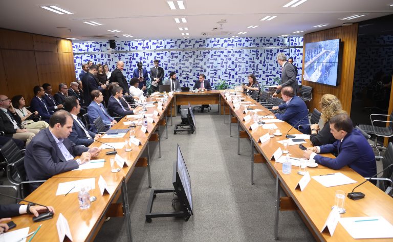Líderes de partidos defendem busca da governabilidade após as eleições