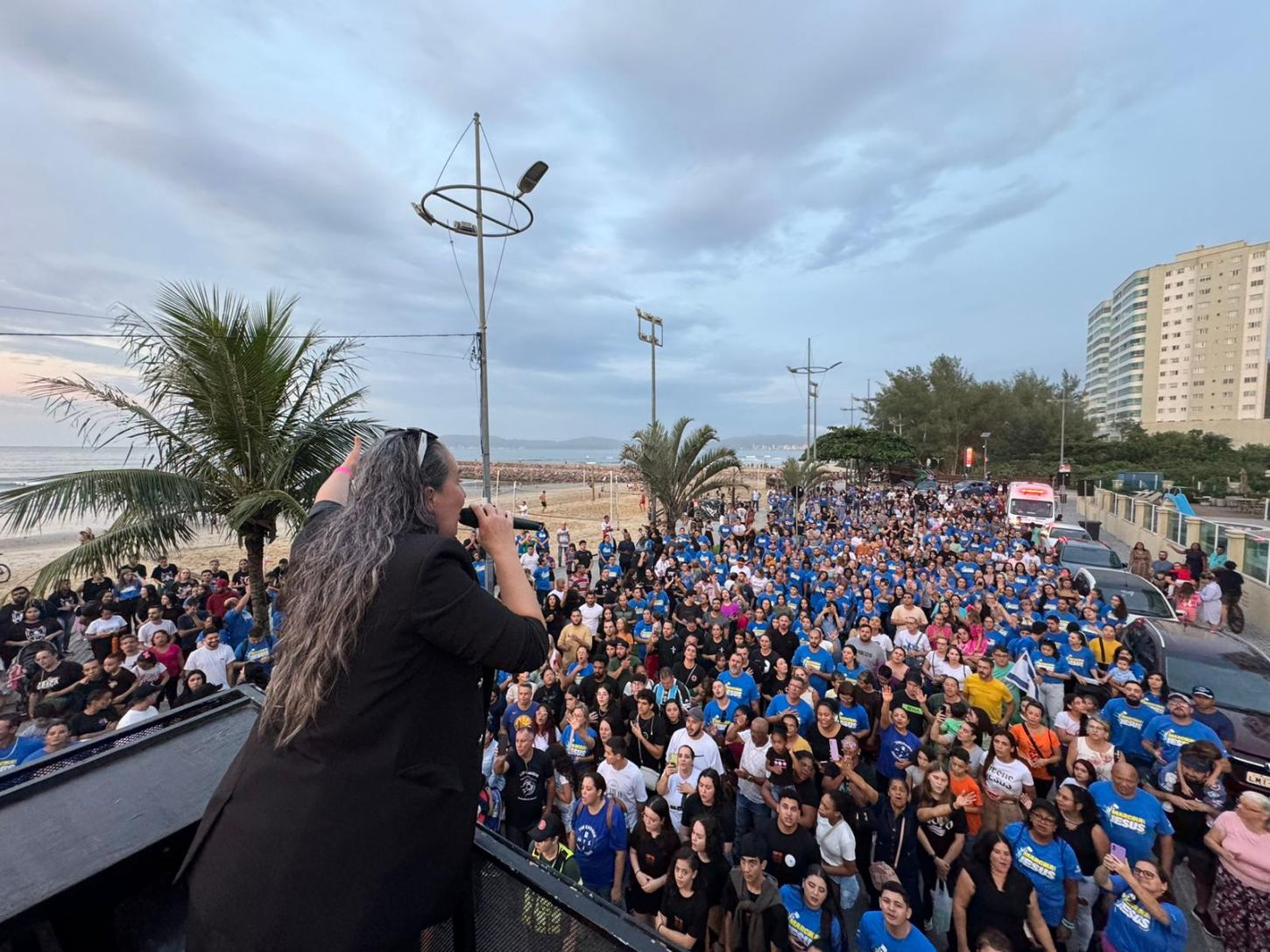 Marcha para Jesus acontece neste sábado com saída da Ponte do Suspiro