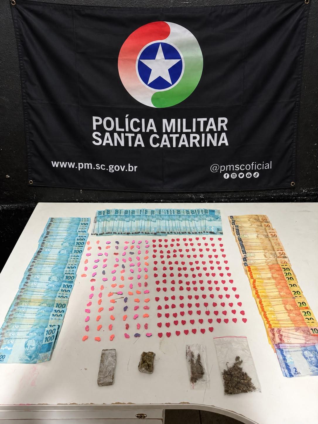 Polícia Militar prende homem por tráfico de drogas no bairro São João