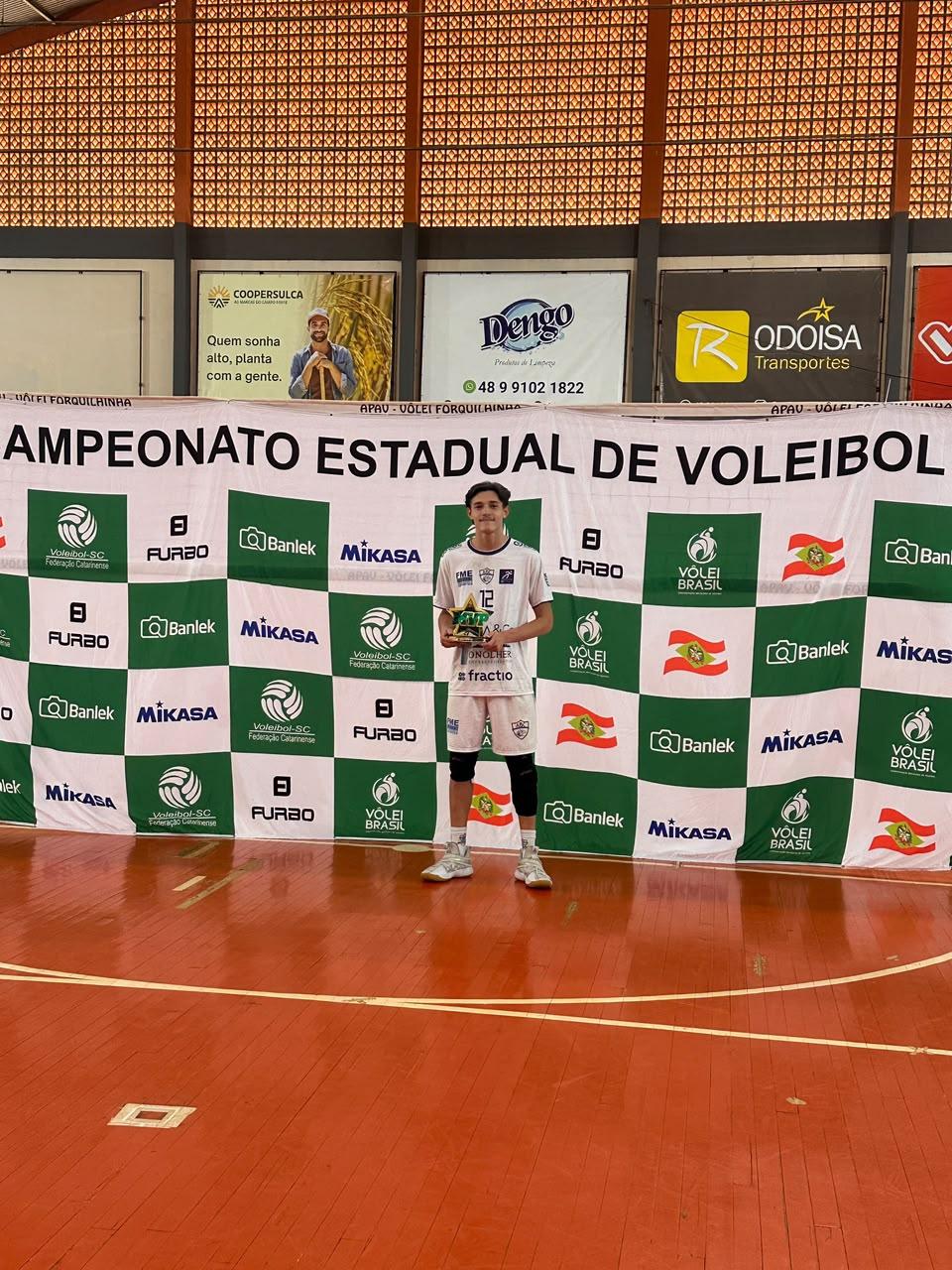 Luis Guilherme Lopes foi eleito o melhor jogador (MVP) do campeonato