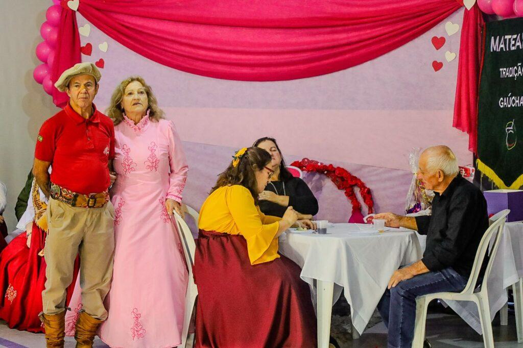 Mateada em alusão ao Outubro Rosa