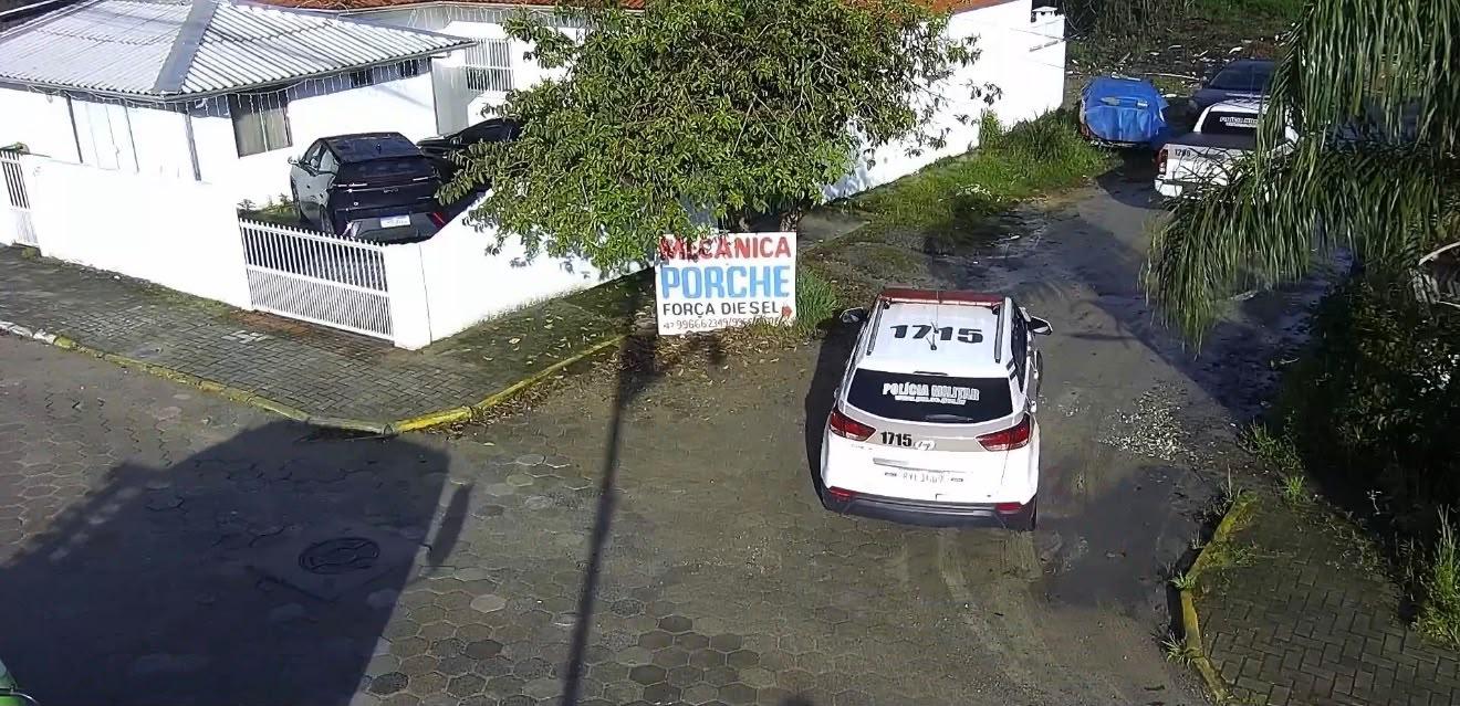 POLÍCIA MILITAR E POLÍCIA CIVIL CUMPREM MANDADOS