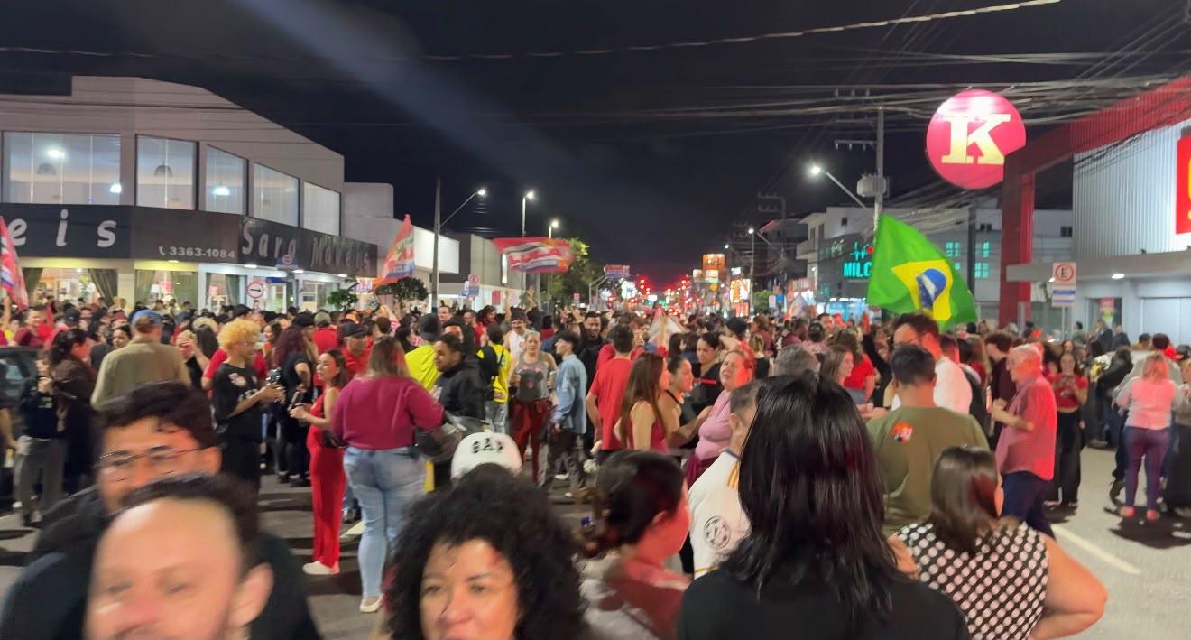 PT de Balneário Camboriú celebra reeleição de Lula e destaca crescimento de 25% na votação no município
