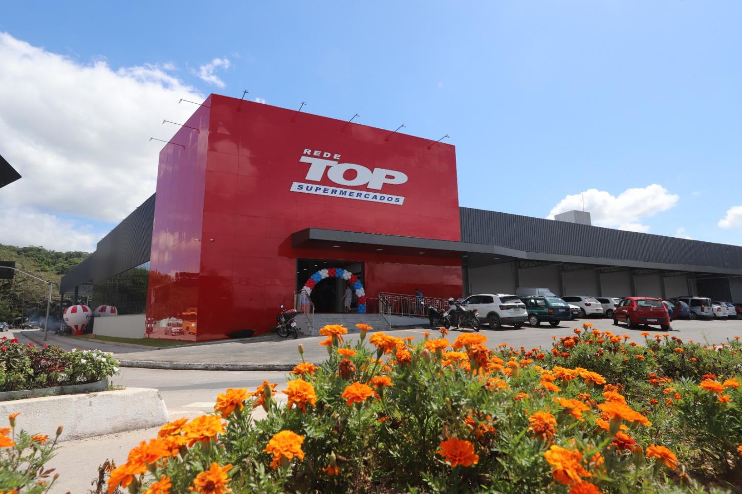 Rede TOP abre 150 vagas para nova loja em Porto Belo (SC)