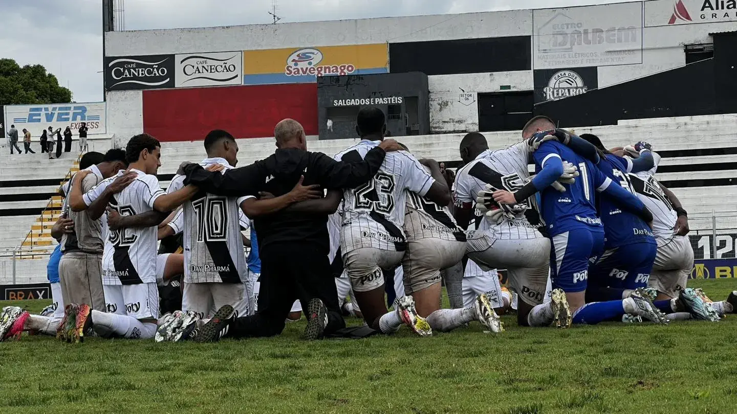 Série B: Ponte Preta é rebaixada; Vila Nova toma a ponta - Veja resultados de outras competições
