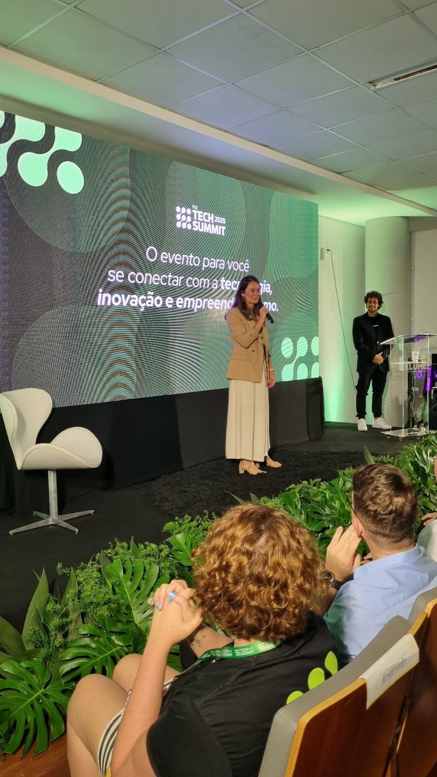 Tech Summit 2026 reúne lideranças e empresas para discutir o futuro das cidades inteligentes em Itajaí
