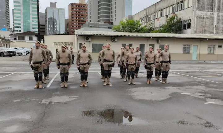 1º BPM de Itajaí sedia treinamento especializado em policiamento com motocicletas da PMSC