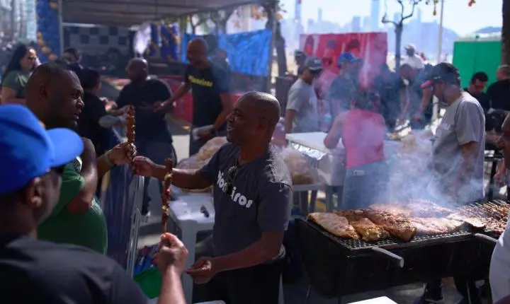 26ª Festa dos Amigos reúne mais de 50 mil pessoas em Balneário Camboriú