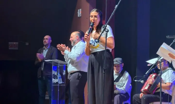 3ª Tarde de Talentos reúne 140 artistas e celebra a valorização da pessoa idosa em Itajaí