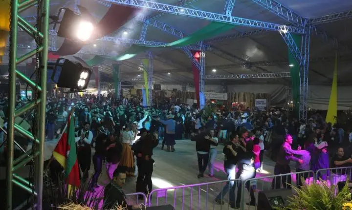 6º Acampamento Farroupilha de Camboriú é aberto oficialmente