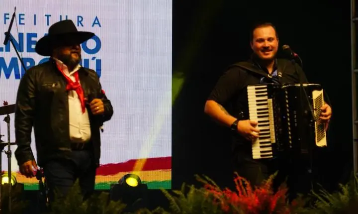 Acampamento Farroupilha tem abertura oficial com acendimento da Chama Crioula em Balneário Camboriú