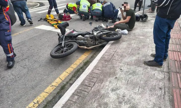 Acidente com moto deixa dois feridos na Vila Real