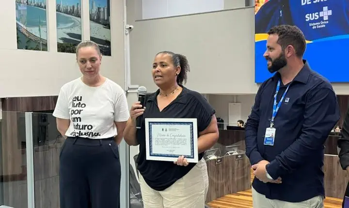 Agentes comunitários de saúde de Balneário Camboriú são homenageados em evento na Câmara de Vereadores