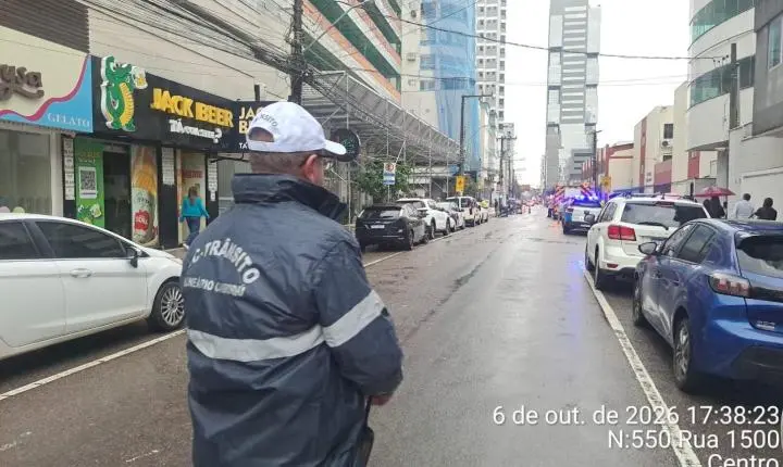 Agentes de Trânsito atendem acidente entre carro e autopropelido na Rua 3700 com uma vítima