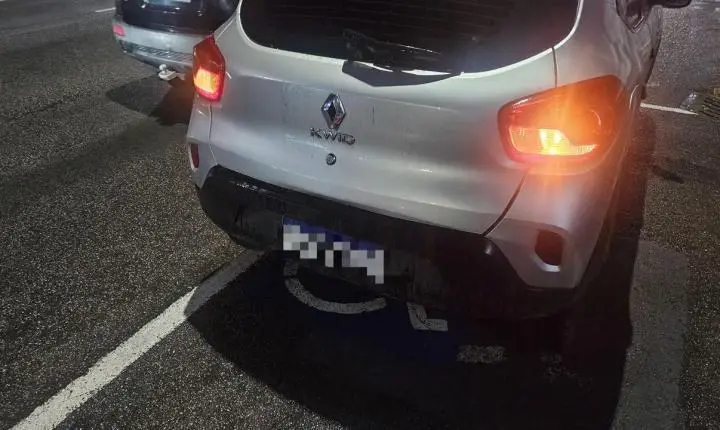 Agentes de Trânsito atendem acidente envolvendo três veículos na Quarta Avenida - Confira as alterações no trânsito nesta quinta-feira