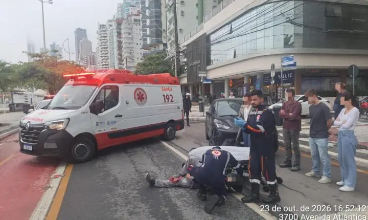 Agentes de Trânsito de Balneário Camboriú atendem colisão com múltiplos veiculos