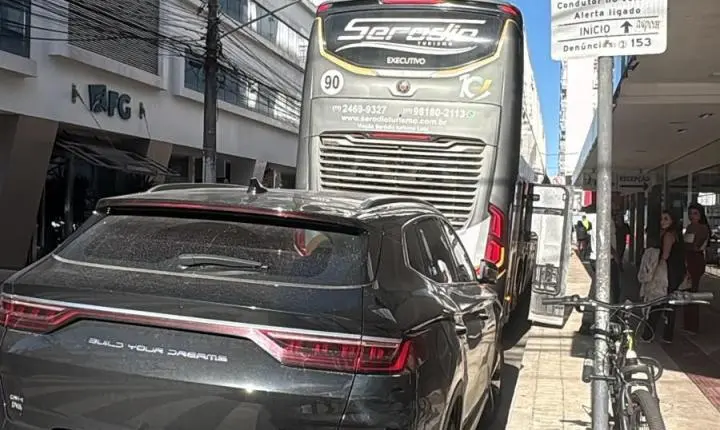 Agentes de Trânsito realizam fiscalização nas avenidas Brasil e Atlântica