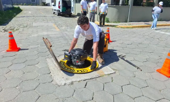 Águas de Bombinhas lança campanha 