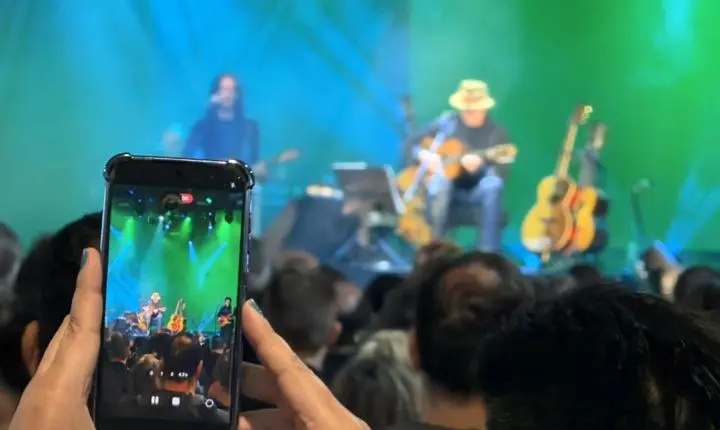 Almir Sater encanta público no 28º Festival de Música de Itajaí 