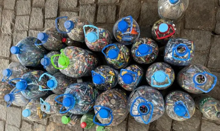 Ambiental reforça descarte sustentável com envio de 330 quilos de pilhas à logística reversa