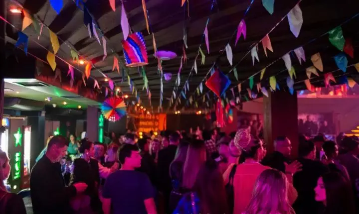 Arraiá SHED e SEO Rosa promete esquentar a noite desta sexta-feira em Balneário Camboriú