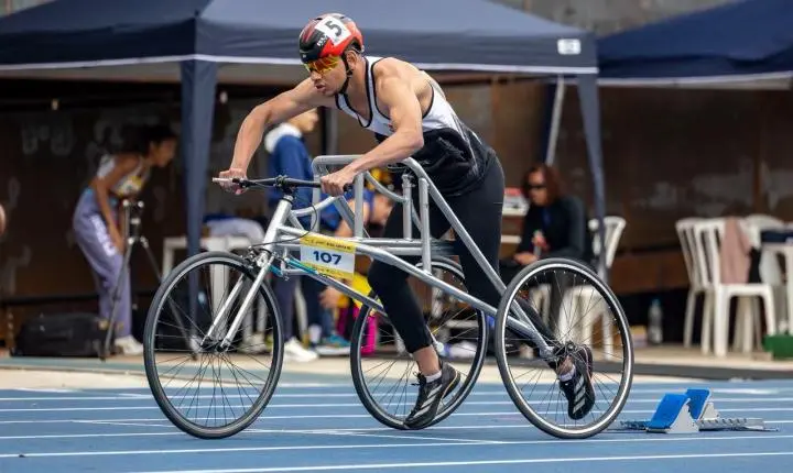 Atleta e treinador de Balneário Camboriú são convocados para representar o país em competição internacional de paratletismo