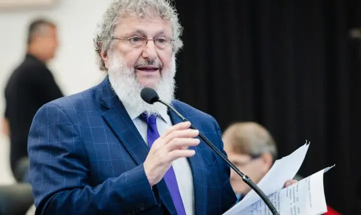 Audiência pública na Alesc debate fechamento de agências bancárias em Santa Catarina 