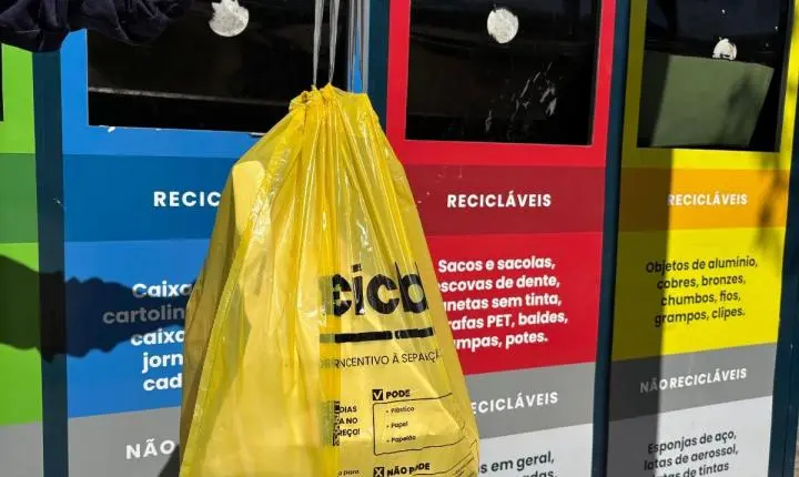 Balneário Camboriú amplia teste com sacos amarelos para coleta seletiva