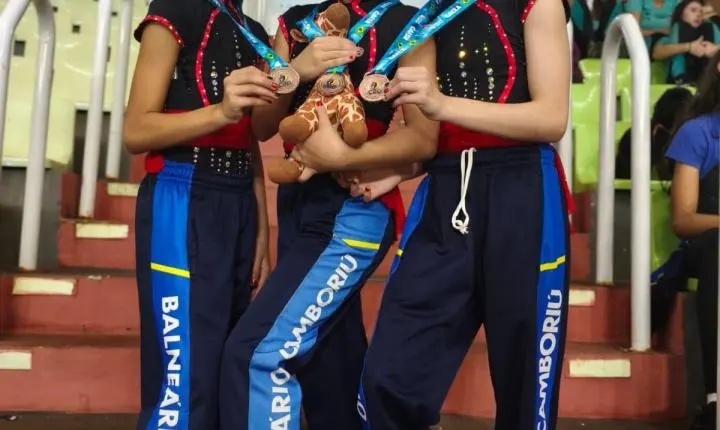 Balneário Camboriú conquista cinco pódios e classificações inéditas no Torneio Regional Sul de Ginástica Rítmica