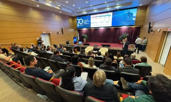 Balneário Camboriú participa de encontro no TCE/SC sobre fortalecimento da governança educacional