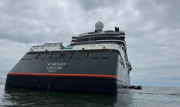 Balneário Camboriú recebe primeiro navio da temporada de cruzeiros