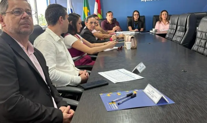 Balneário Camboriú recebe reunião de gestores de convênios dos municípios da Amfri