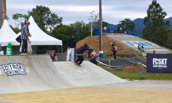 Balneário Camboriú sedia final do Circuito Catarinense de Skate Street