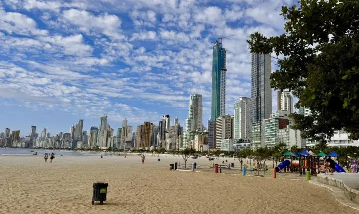 Balneário Camboriú terá campanha de descontos para movimentar o comércio local