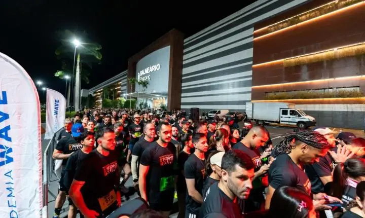 Balneário Shopping Night Run reúne 500 participantes em corrida noturna inédita
