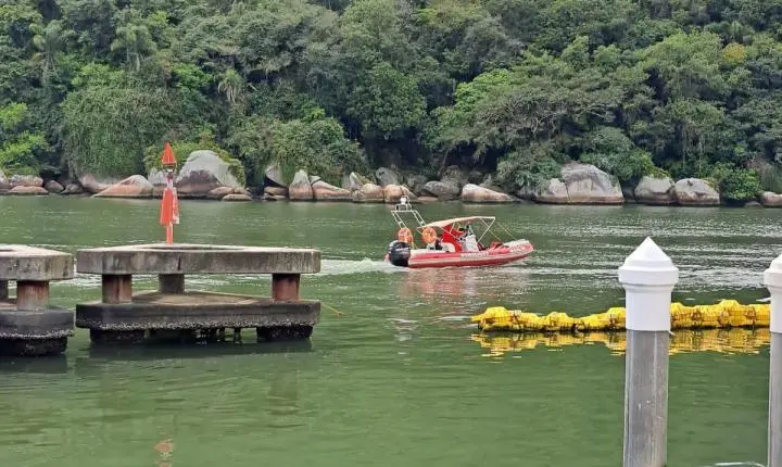 Bombeiros realizam buscas por homem de 23 anos desaparecido em Balneário Camboriú