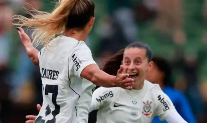 Brasileiro Feminino: Corinthians vai às semifinais e enfrenta o Bahia