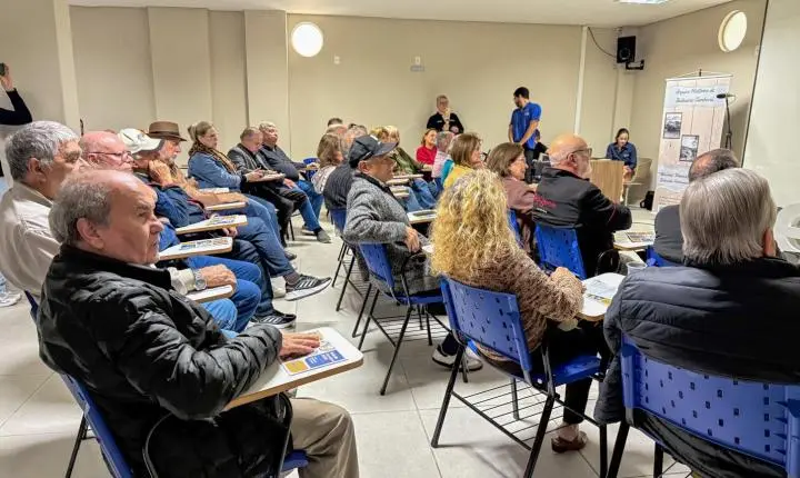 “Café com História” teve como temática a imprensa de Balneário Camboriú