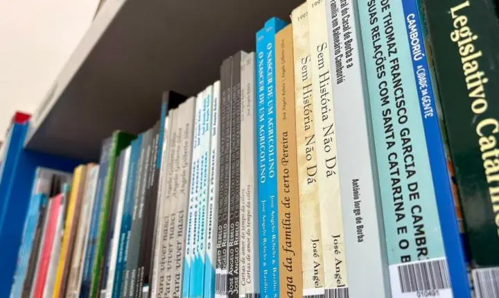 Camboriú: Biblioteca Municipal incentiva a leitura e recebe doações de livros