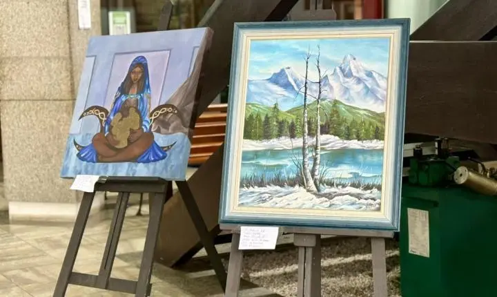 Camboriú: exposição de arte transforma o Paço Municipal em um espaço de cultura