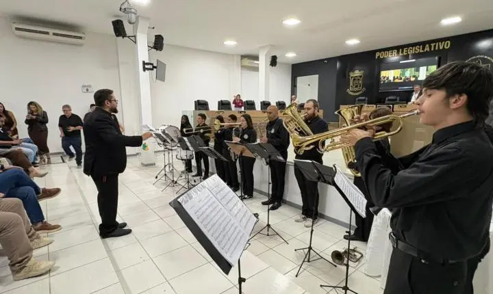 Camboriú: Programa Cidadão Mirim aproxima estudantes das atividades dos poderes públicos