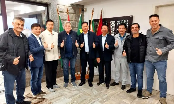 Camboriú recebe comitiva de empresários chineses e abre diálogo para novos negócios e parcerias