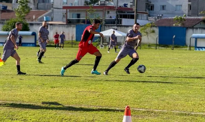 Campeonato Municipal de Futebol Amador Série B começa com 15 equipes em Balneário Camboriú