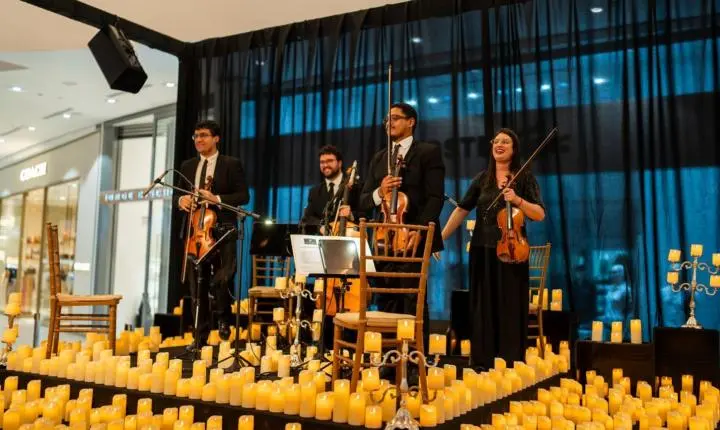 Candlelight surpreende visitantes e marca celebração dos 19 anos do Balneário Shopping