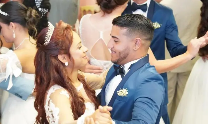 Casamento Coletivo celebra união de 62 casais no aniversário de Balneário Camboriú