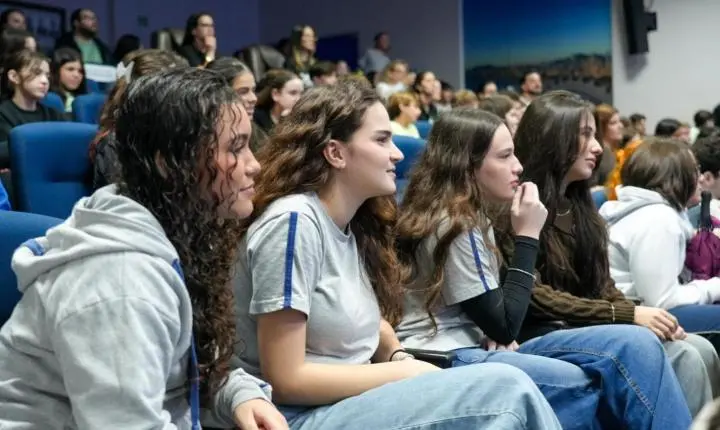 CEM Professor Antonio Lúcio é campeão da 1ª edição da Liga Cidadã