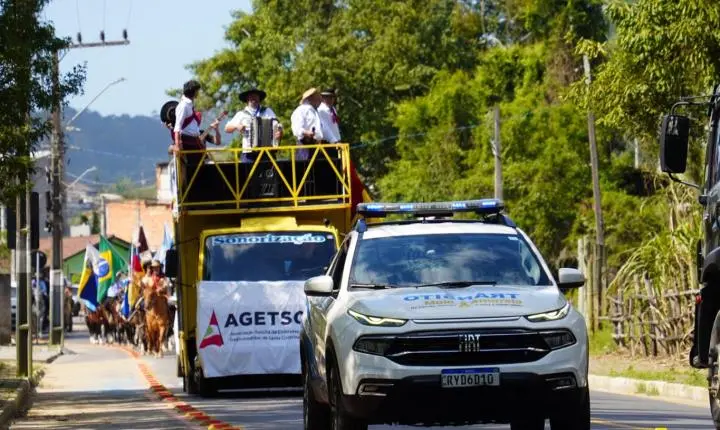 Chama Crioula chega a Balneário Camboriú e marca início das festas farroupilhas