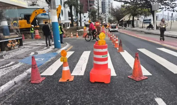 Chuvas paralisam obras da Emasa nesta terça-feira em Balneário Camboriú 