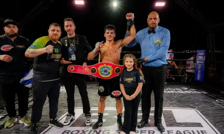 Cinturão Latino-Americano segue no Brasil e Balneário Camboriú domina a noite histórica do BSL Fight Night