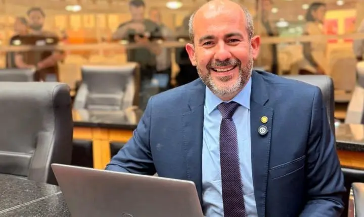 Com apenas dois meses de mandato, Rodrigo Fachini apresenta na Alesc projeto que leva o 